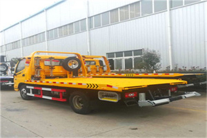 鼓楼附近拖车救援搭电