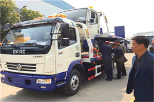 鼓楼汽车道路救援拖车价格